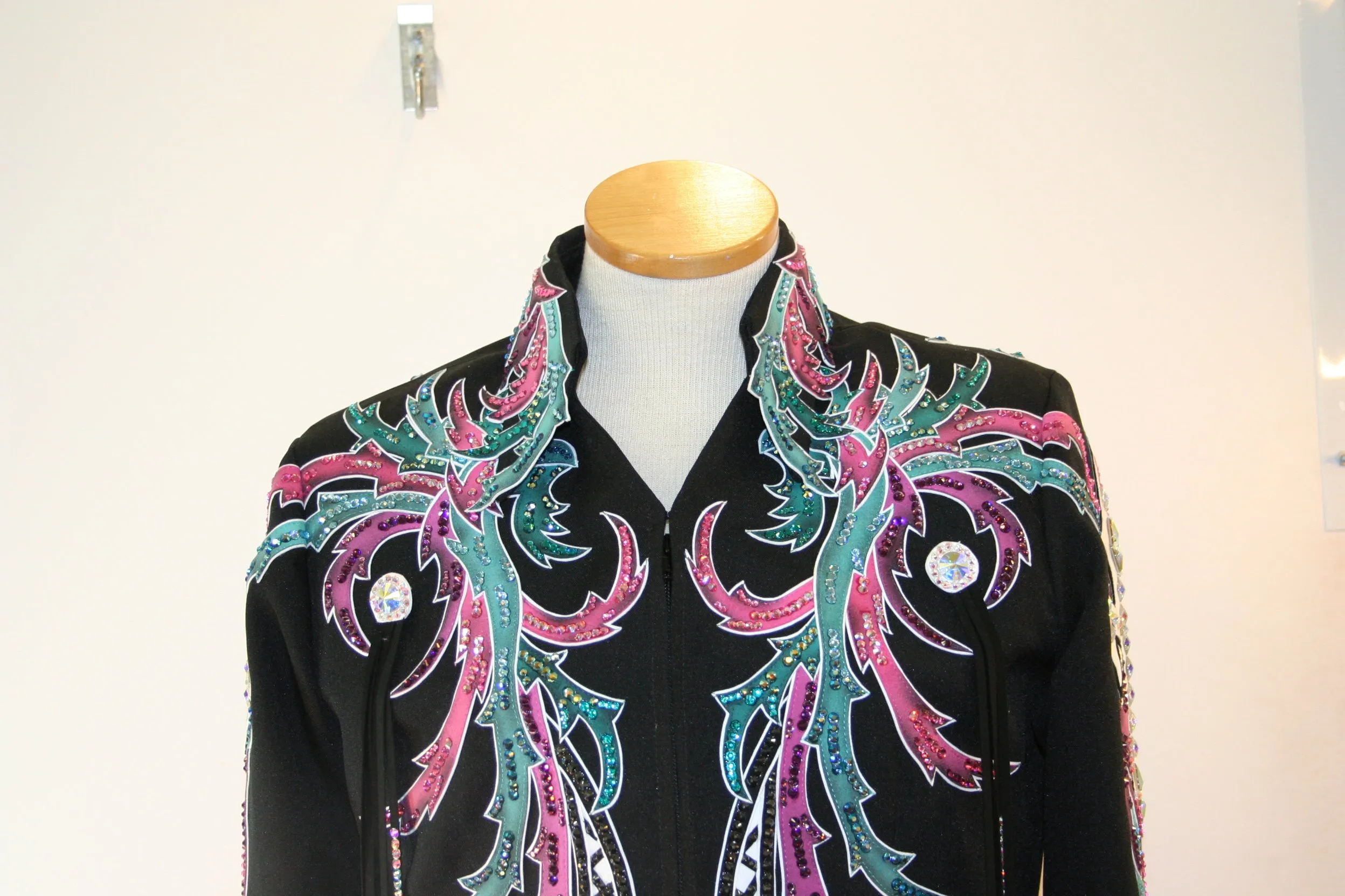 Black Western Pleasure Jacket w/Raspberry & Turq, Ladies M, 1518A