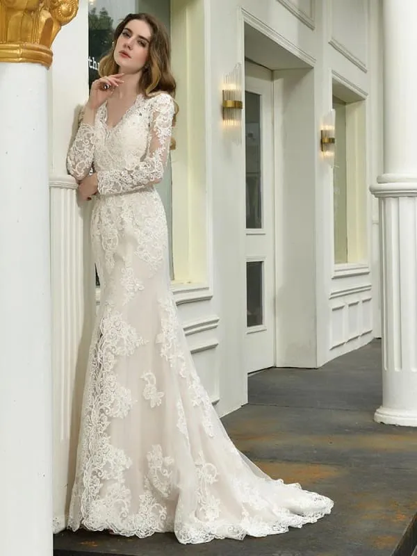 Boho Wedding Dress V Neck Sleeveless Lace Bridal Gowns With Train
