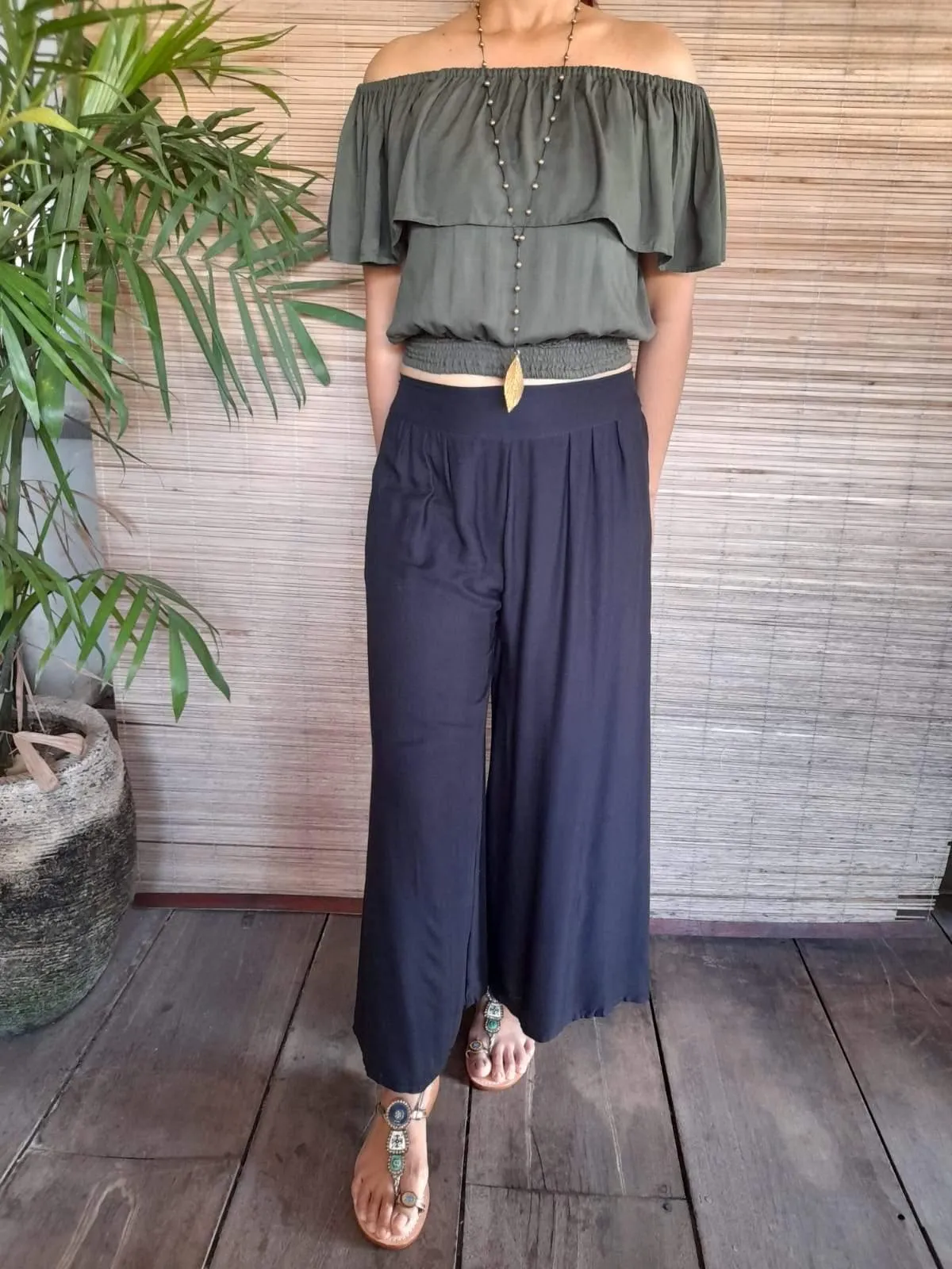 TOP MELODY Khaki, White, Black, New Blush and New Mint